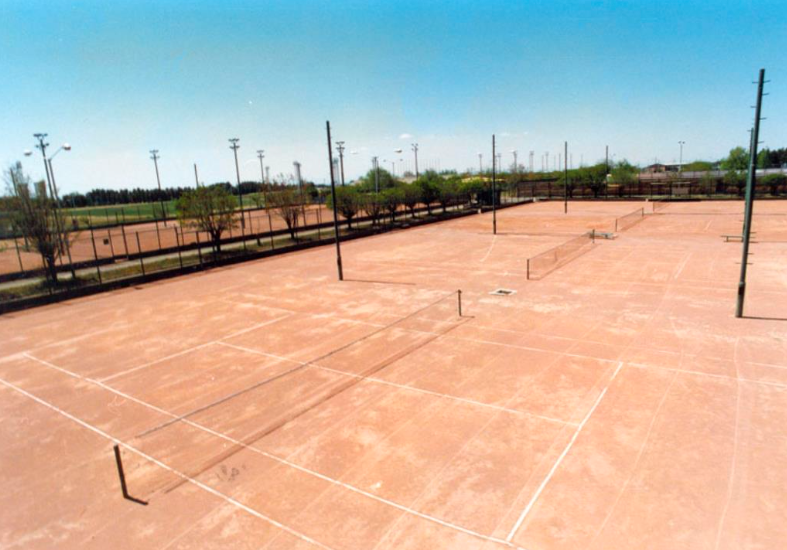 زمین تنیس ورزشگاه آزادی