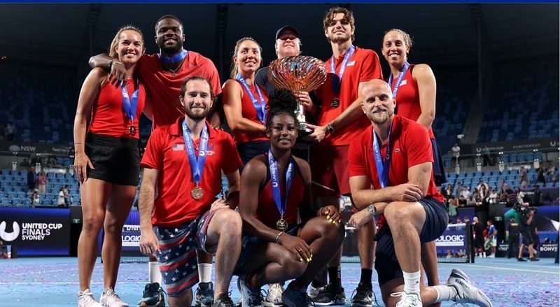 نقش مسابقات تیمی در رشد بازیکنان و محبوبیت تنیس